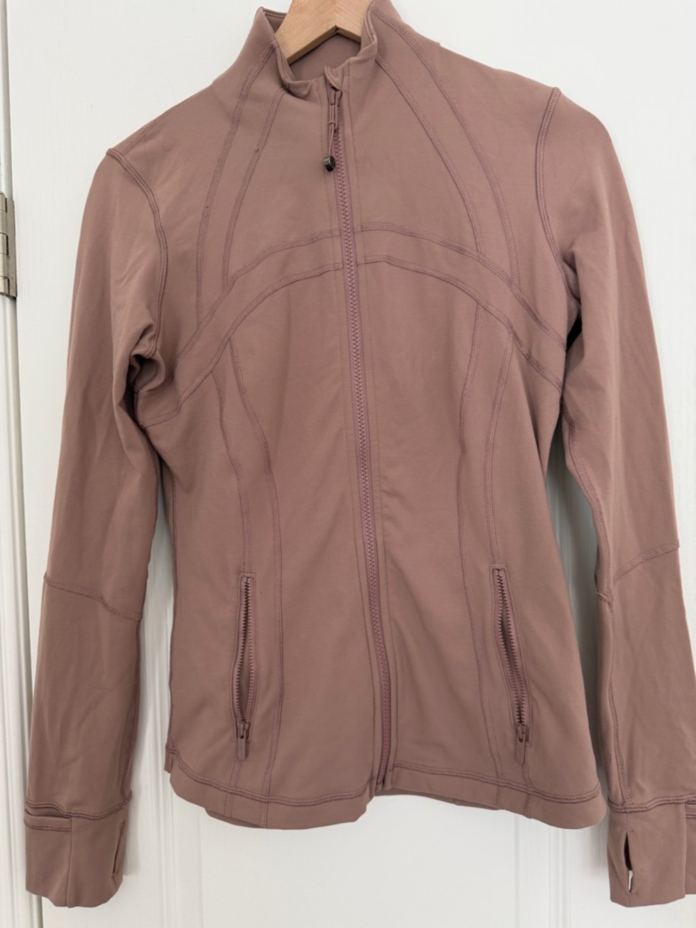 Women’s Zip-Up Performance Jacket in Mauve